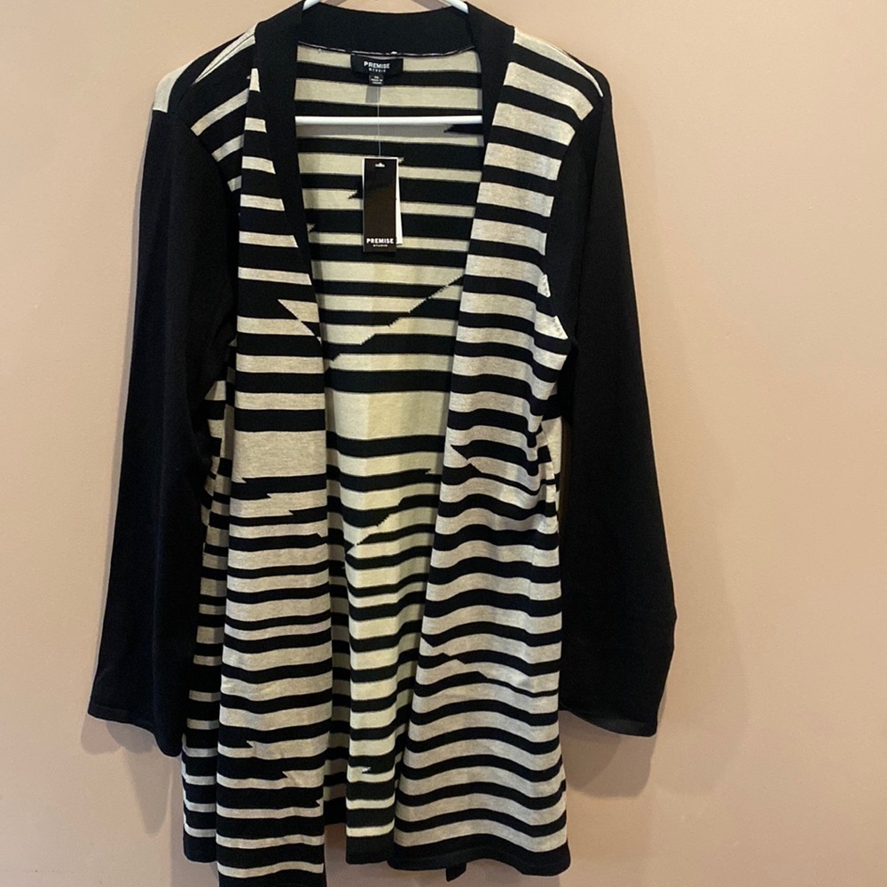 NWT premise studio cardigan